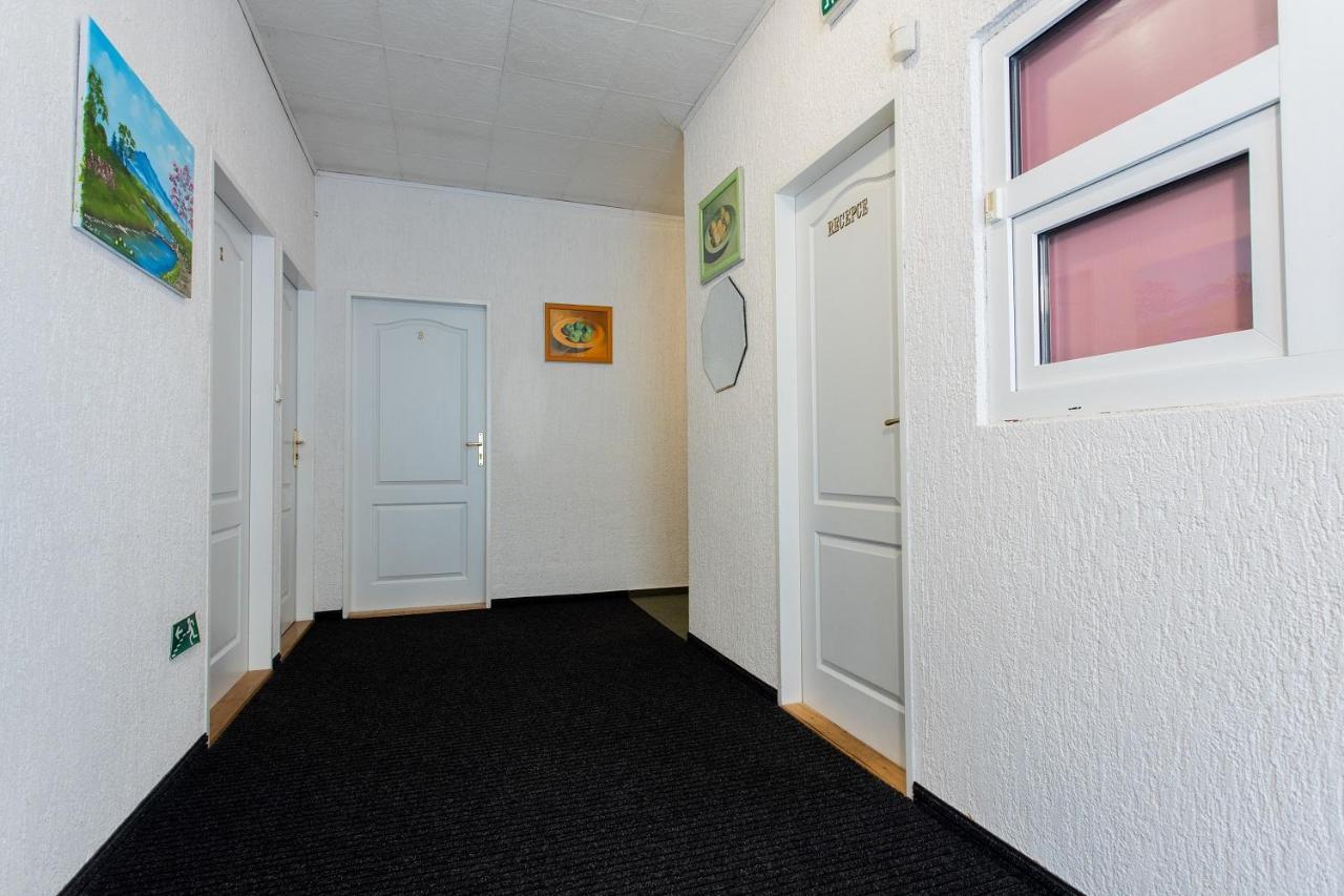 Penzion Skolicka Prague Exterior photo